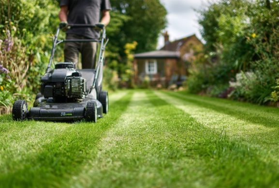 lawn mowing milton keynes